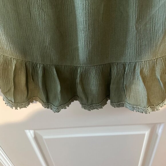 Socialite Green Bell Sleeve Tunic Dress Medium Rayon & Polyester - Picture 9 of 9